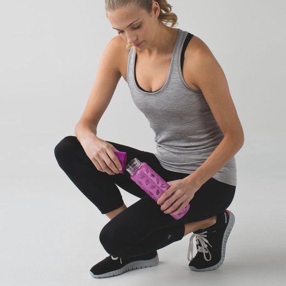 SOLD Lululemon Glass Water Bottle - Picture 3 of 13